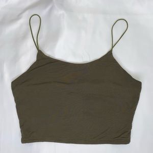 SPAGHETTI STRAP CROP TOP